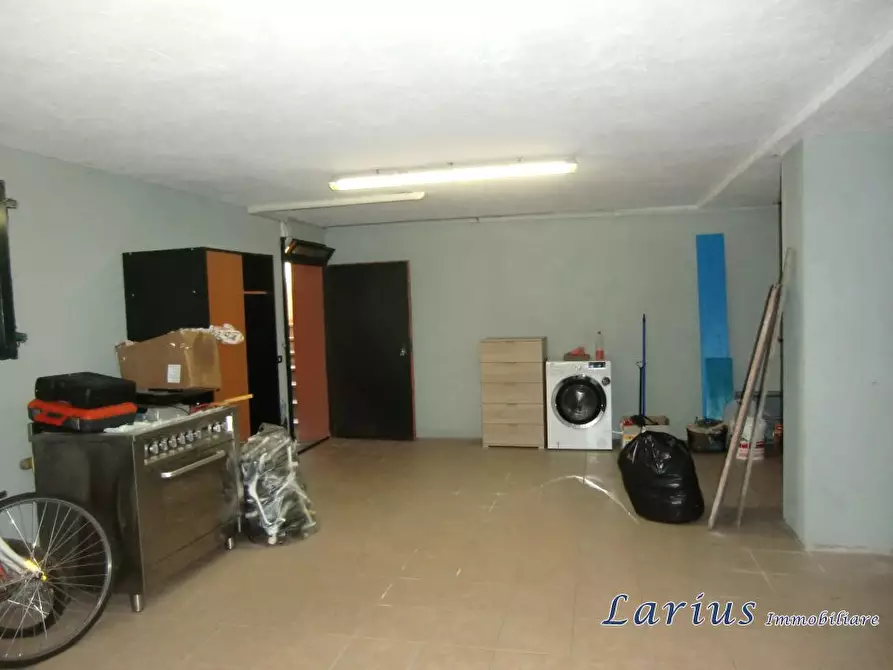 Immagine 5 di Negozio in vendita  16 a Asso