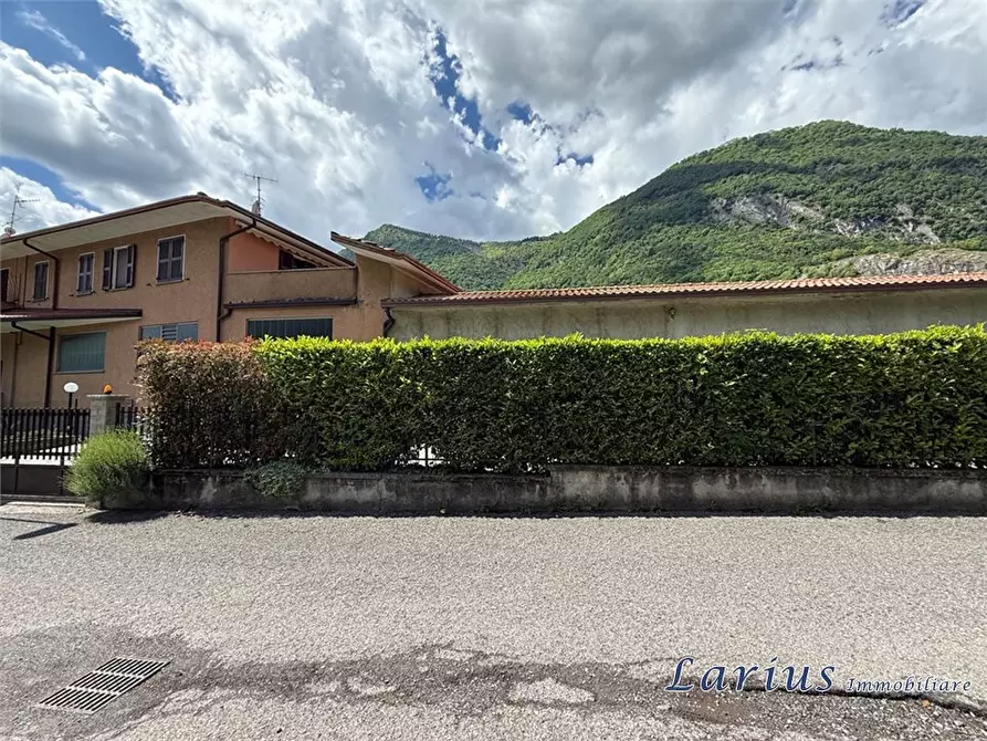 Immagine 7 di Magazzino in vendita  3 a Canzo