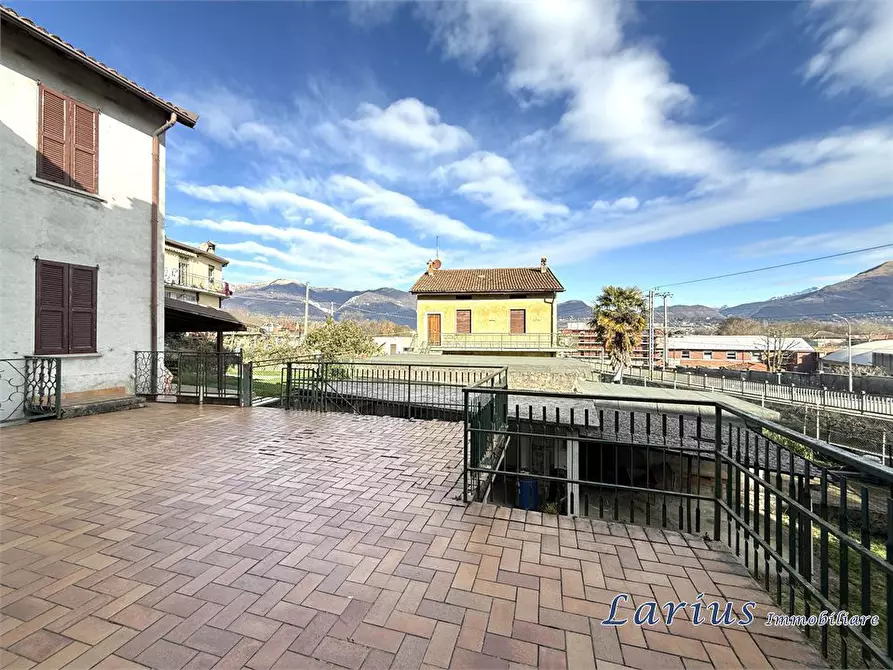 Immagine 10 di Casa semindipendente in vendita  25 a Monguzzo