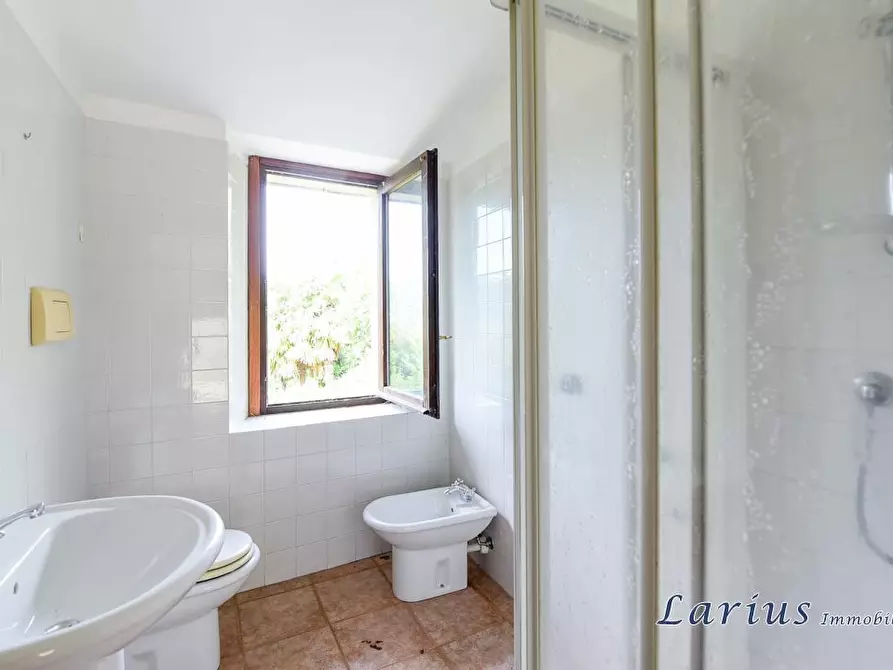 Immagine 9 di Casa indipendente in vendita  7 a Castello Di Brianza