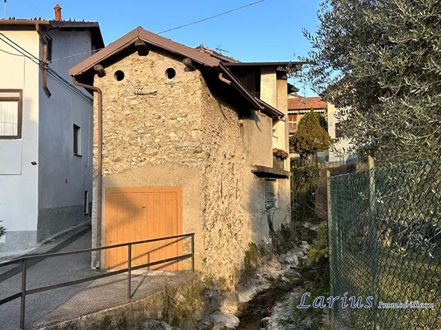 Immagine 5 di Rustico / casale in vendita  17 a Valbrona