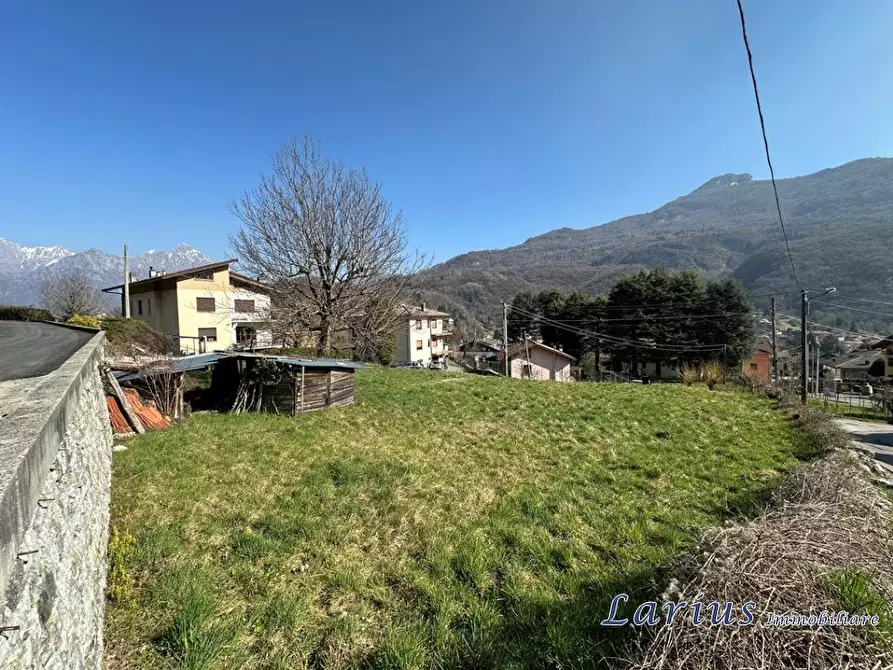 Immagine 2 di Terreno edificabile in vendita  a Valbrona