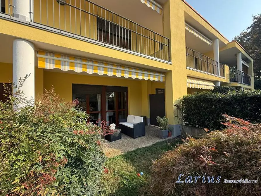 Immagine 9 di Villetta a schiera in vendita  17 a Erba