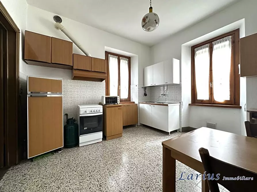 Immagine 10 di Villa in vendita  1/B a Caglio