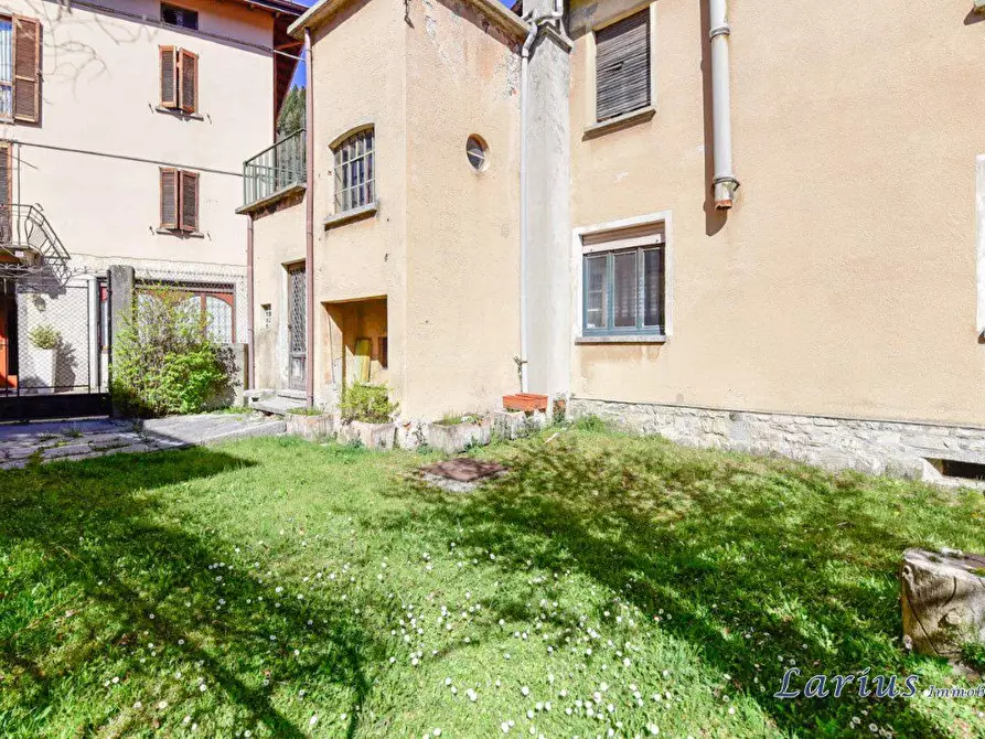 Immagine 10 di Villa in vendita  1 a Magreglio