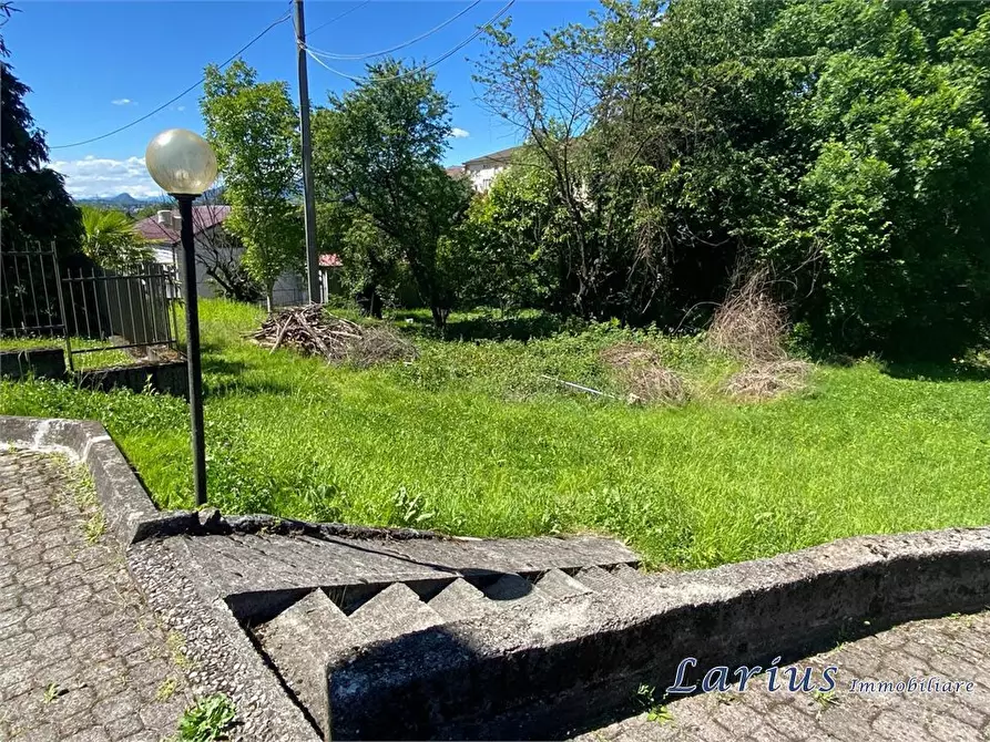 Immagine 9 di Villa in vendita  56 a Cassago Brianza