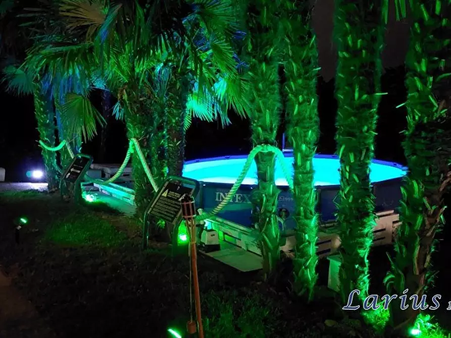 Immagine 7 di Villa in vendita  a Cesana Brianza