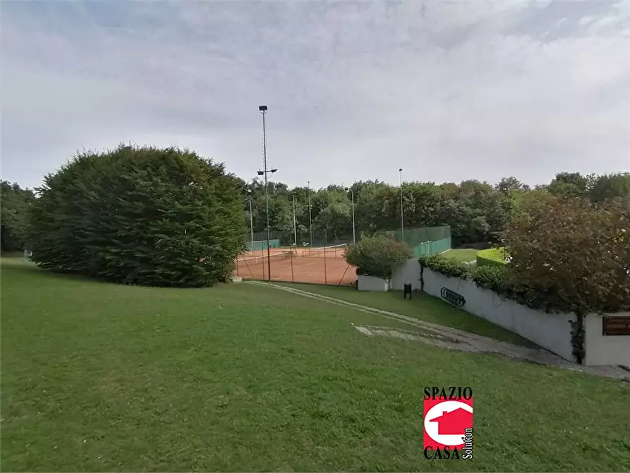 Immagine 10 di Appartamento in vendita  a Padenghe Sul Garda