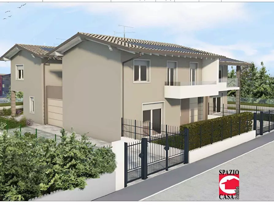 Immagine 5 di Villa in vendita  a Brescia