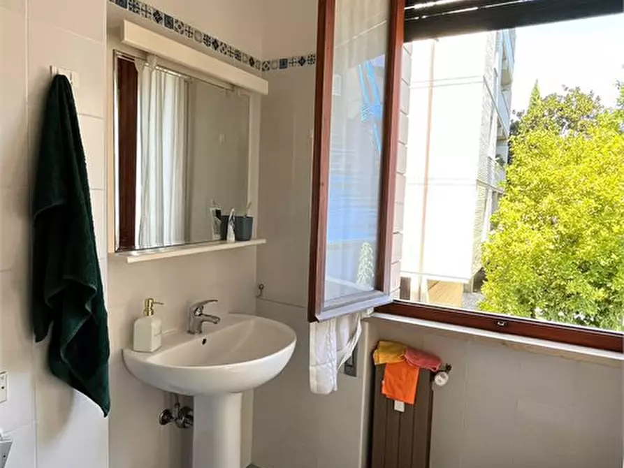 Immagine 7 di Appartamento in affitto  a Pisa