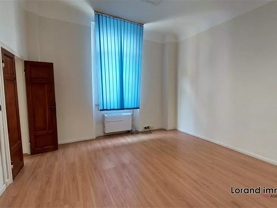 Immagine 2 di Ufficio in affitto  a Pisa