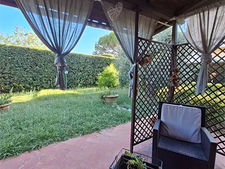 Immagine 5 di Casa indipendente in affitto  a Cascina