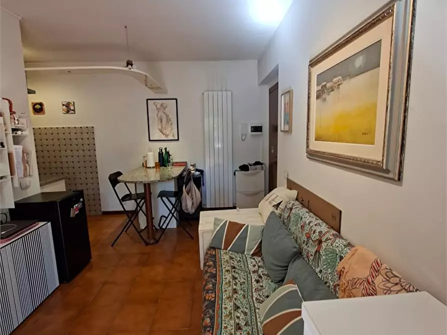 Immagine 1 di Appartamento in vendita  a Pisa
