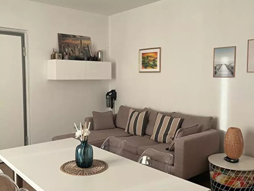 Immagine 1 di Appartamento in vendita  a Pisa