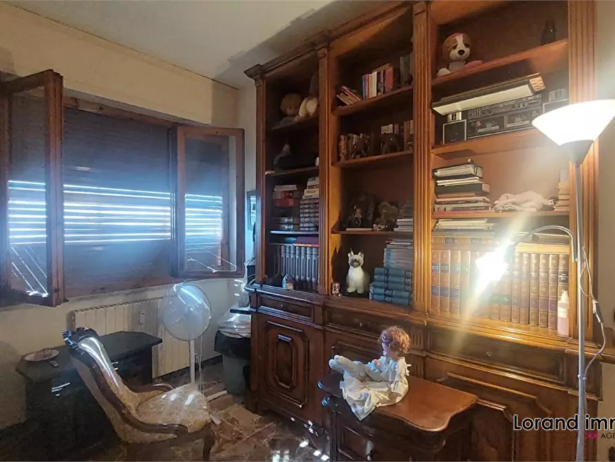 Immagine 6 di Appartamento in vendita  a Pisa