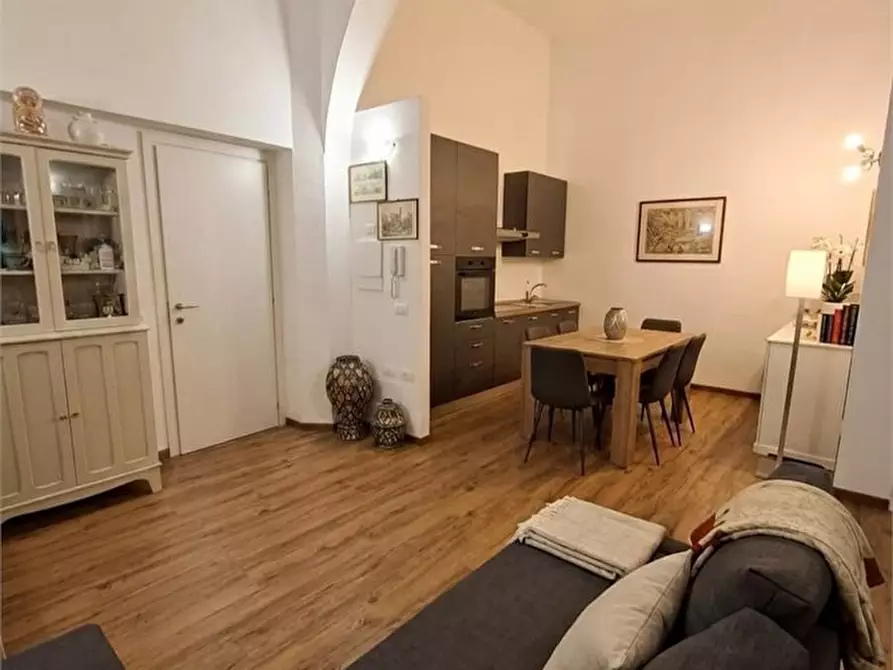 Immagine 2 di Appartamento in vendita  a Pisa