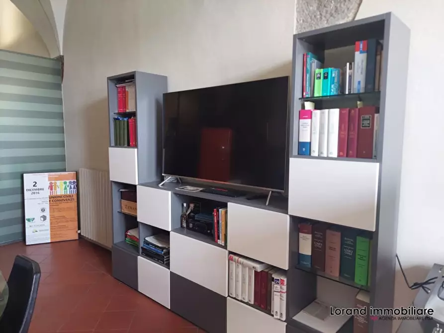 Immagine 2 di Ufficio in vendita  a Pisa