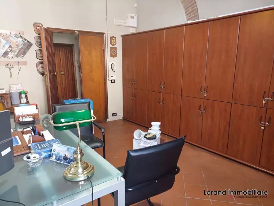 Immagine 10 di Ufficio in vendita  a Pisa