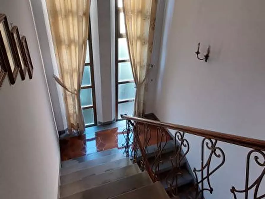 Immagine 6 di Villa in vendita  a Cascina