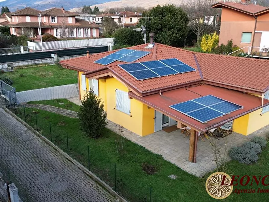 Immagine 10 di Villa in vendita  52 a Villafranca In Lunigiana