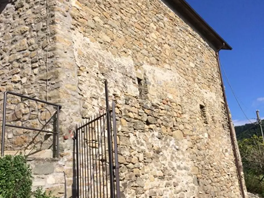 Immagine 4 di Rustico / casale in vendita  3 a Bagnone