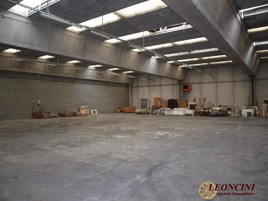 Immagine 4 di Capannone industriale in vendita  45 a Villafranca In Lunigiana