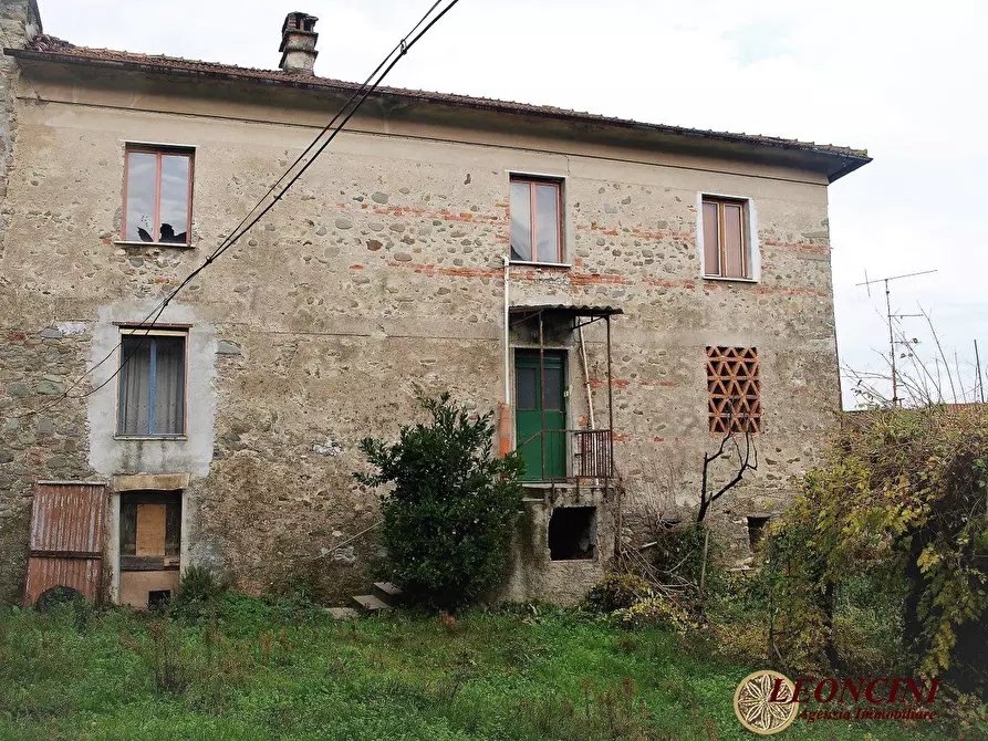 Immagine 2 di Rustico / casale in vendita  a Tresana