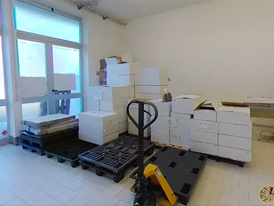 Immagine 6 di Capannone industriale in vendita  1 a Licciana Nardi