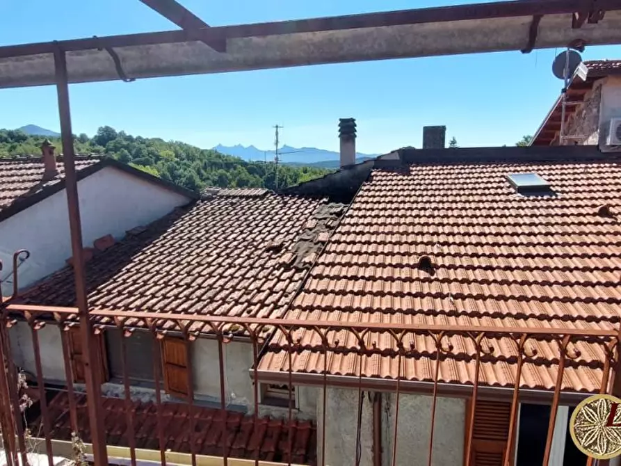 Immagine 7 di Rustico / casale in vendita  33 a Filattiera