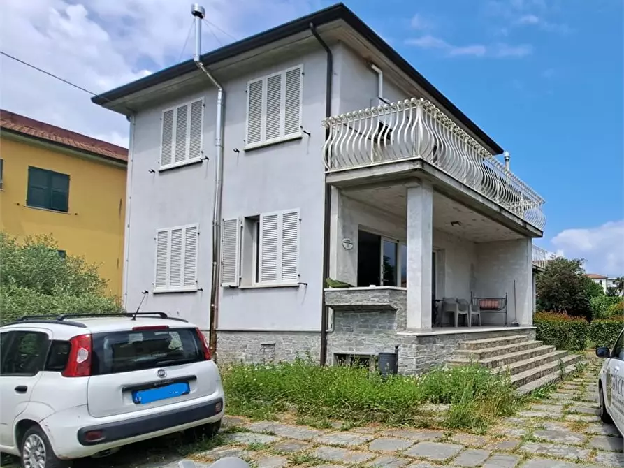 Immagine 2 di Casa semindipendente in vendita  12 a Villafranca In Lunigiana