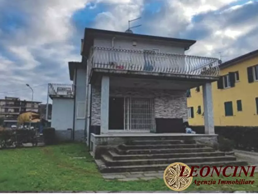 Immagine 1 di Casa semindipendente in vendita  12 a Villafranca In Lunigiana