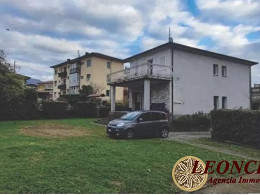 Immagine 3 di Casa semindipendente in vendita  12 a Villafranca In Lunigiana