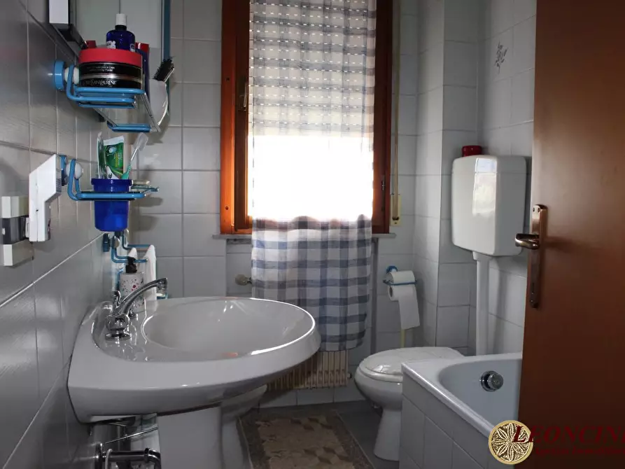 Immagine 10 di Appartamento in vendita  22 a Villafranca In Lunigiana