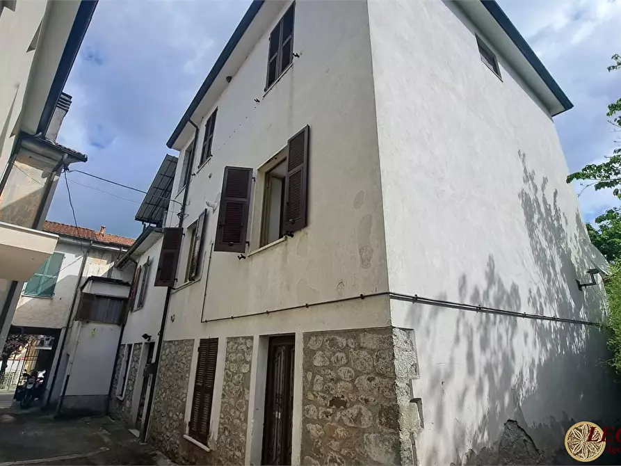 Immagine 1 di Appartamento in vendita  66 a Villafranca In Lunigiana
