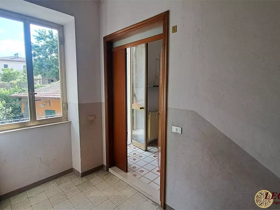 Immagine 4 di Appartamento in vendita  66 a Villafranca In Lunigiana