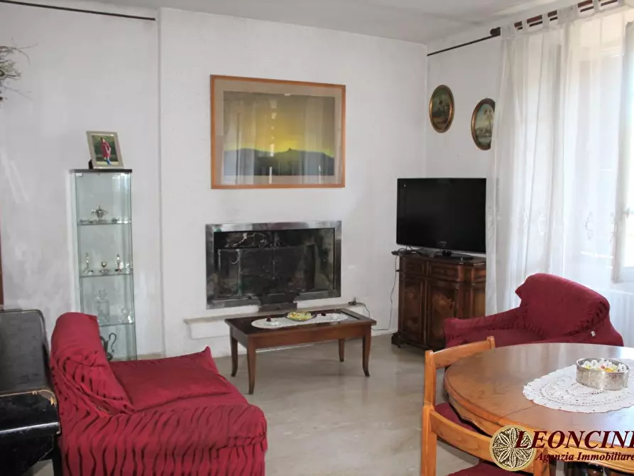 Immagine 9 di Appartamento in vendita  25 a Villafranca In Lunigiana