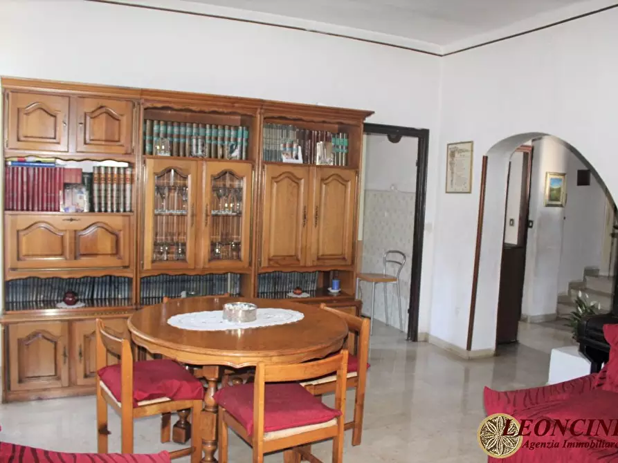 Immagine 8 di Appartamento in vendita  25 a Villafranca In Lunigiana