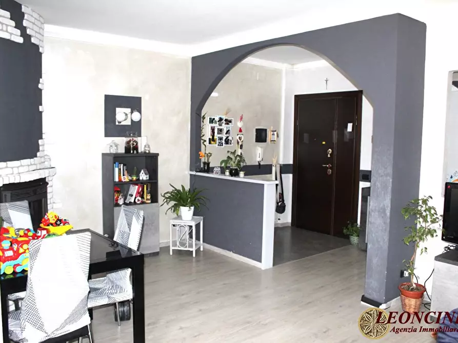 Immagine 2 di Appartamento in vendita  33 a Filattiera