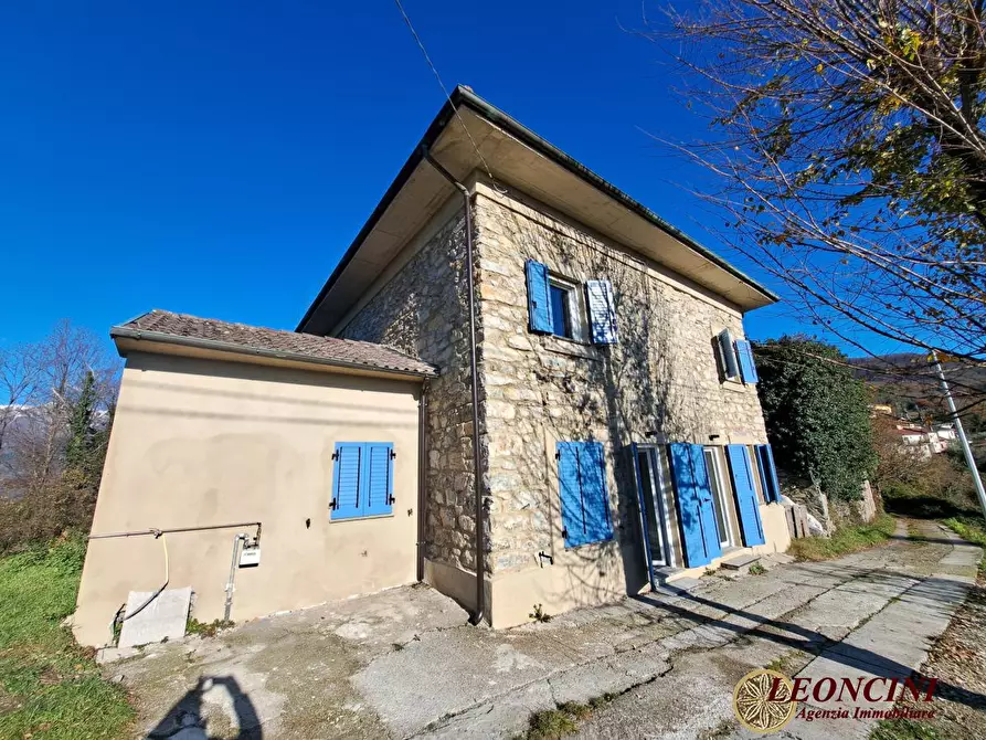 Immagine 2 di Rustico / casale in vendita  12 a Bagnone