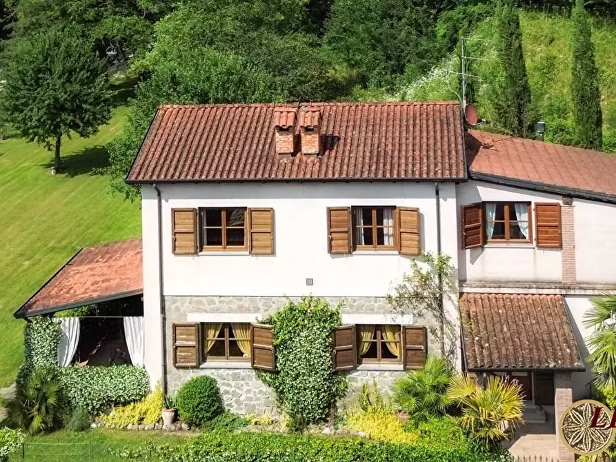 Immagine 1 di Rustico / casale in vendita  2 a Bagnone