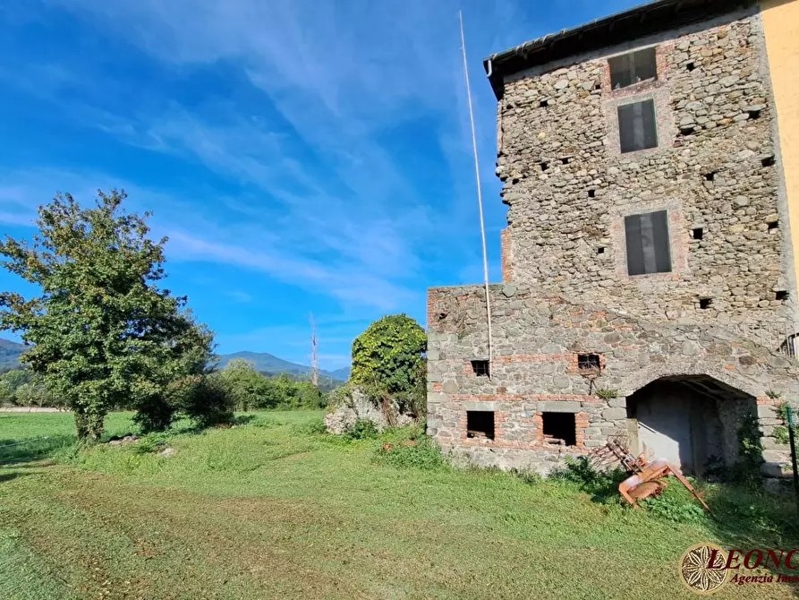 Immagine 2 di Rustico / casale in vendita  99 a Filattiera