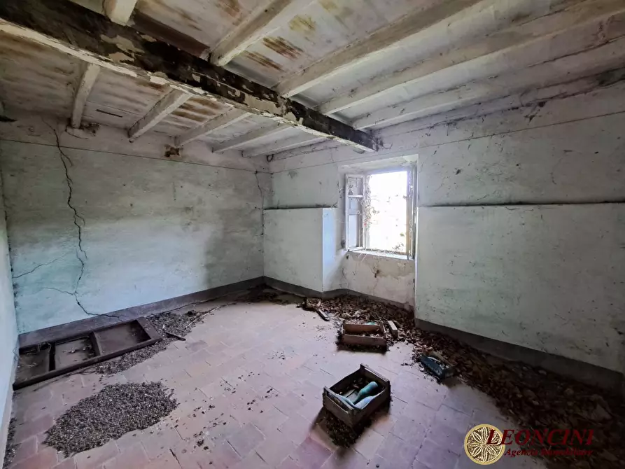Immagine 8 di Rustico / casale in vendita  99 a Filattiera