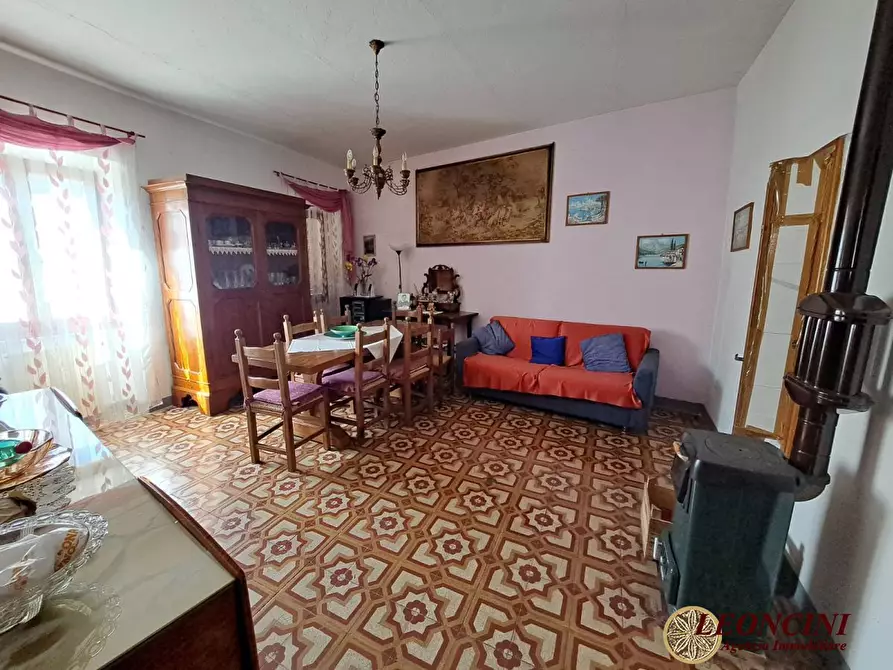 Immagine 10 di Rustico / casale in vendita  100 a Podenzana