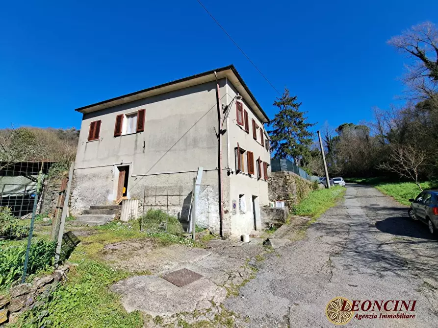 Immagine 2 di Rustico / casale in vendita  100 a Podenzana