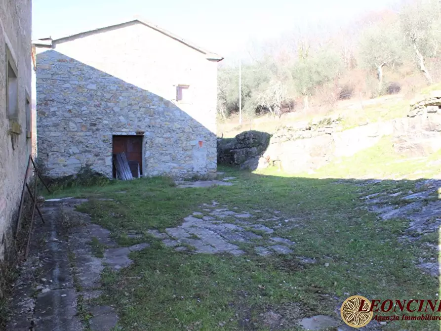 Immagine 8 di Rustico / casale in vendita  23 a Pontremoli
