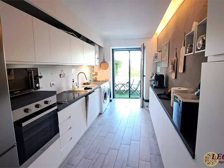 Immagine 9 di Rustico / casale in vendita  10 a Bagnone