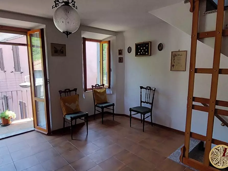 Immagine 6 di Rustico / casale in vendita  23 a Bagnone