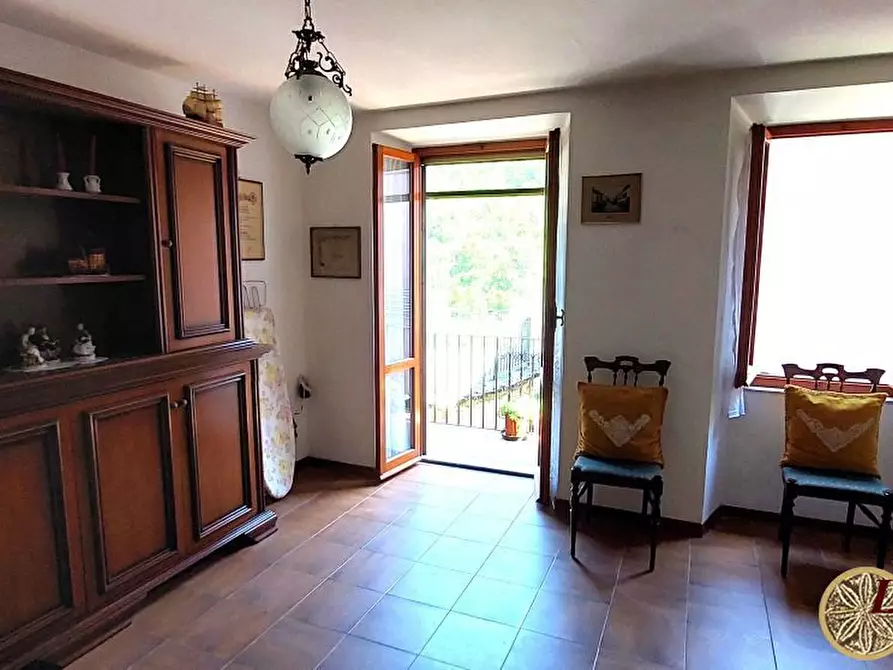 Immagine 2 di Rustico / casale in vendita  23 a Bagnone