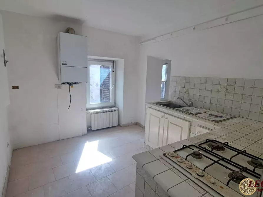 Immagine 5 di Rustico / casale in vendita  4 a Tresana