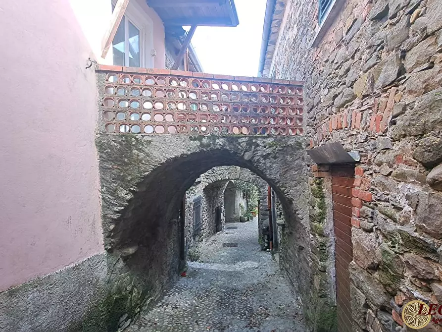 Immagine 1 di Rustico / casale in vendita  4 a Tresana